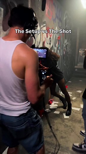 BTS of “OCCUPIED” a horror short film i made Camera: @sonycine VENICE 2 Rialto Mini Lenses: @cookeoptics SP3’s Lighting: @nanlite_global Pavotube 30XR Head Rig: @tiltamax Hermit POV System #cinematography #filmmaking #cinematographer | Julien York