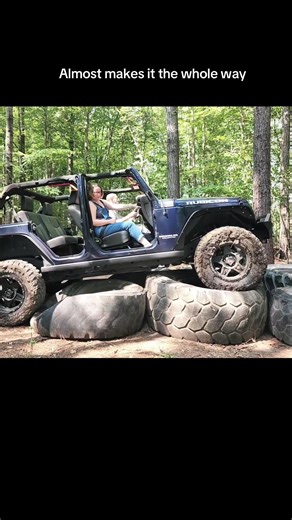 One of the cleanest approach angles and lines I have seen on this obstacle! Almost makes it the whole way but loses it at the end 😱 📍Big Mac tire garden at W2W Proving Grounds 4x4 obstacle course in Suffolk VA #offroad #jeepwrangler #4wd #skills