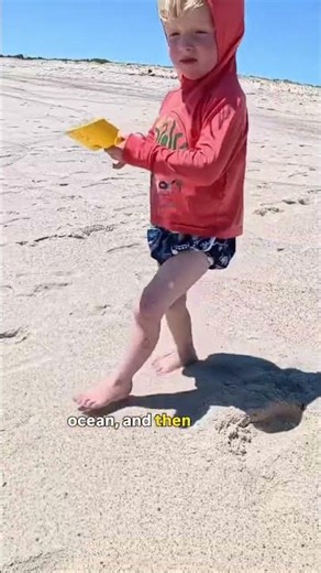 Have you painted with salt water? #pleinair #watercolorpainting at the beach!
