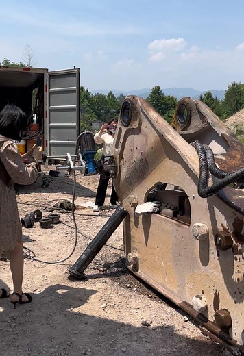 Effective On-Site Repairs with Portable Line Boring Machines