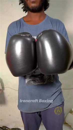 This Matte Black set is just one example. ⬛️🔨 We build from scratch, which means YOU control the design. ✅ Any Color ✅ Any Logo ✅ Any Leather If you could design your own 1-of-1 pair, what colors are you picking? Tell us below! 👇 #customboxinggloves #boxing #manufacturing #dreamgear #bespoke