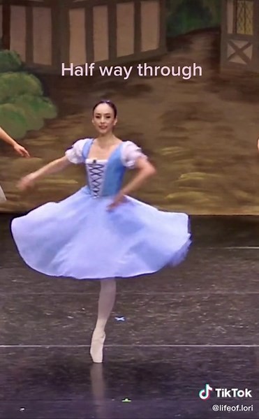 This is actually what i remember thinking #ballerina#dancer#thoughts#fouettes#CheetosReaperReactions