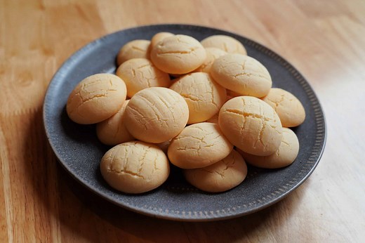 3-Ingredient Melt Away Cookies | Sequihos - Emmymade