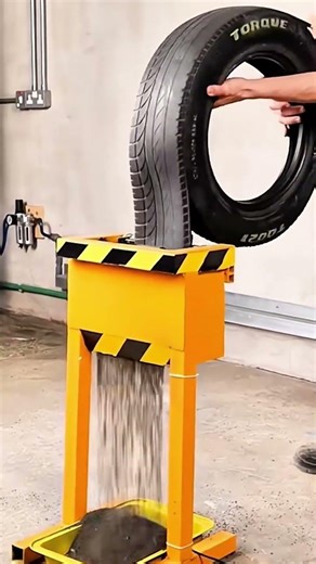 The Process of Shredding Used Tires Using a Shredding Machine #shorts