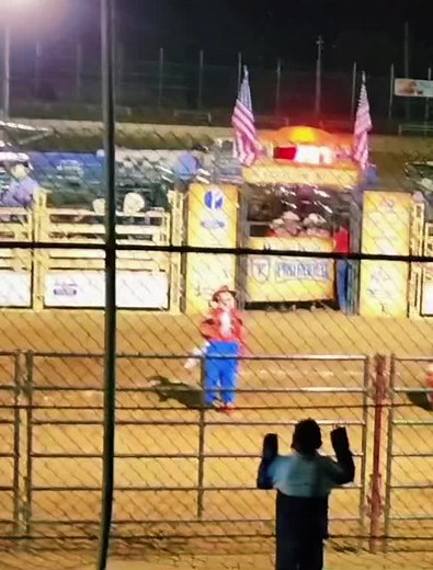 Hilarious Rodeo Clown Dance Compilation