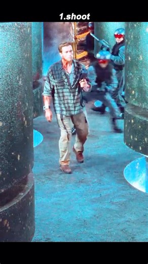 When Holograms BECOME Weapons | Total Recall's Most Mind-Bending Scene 🔥 Arnold Schwarzenegger