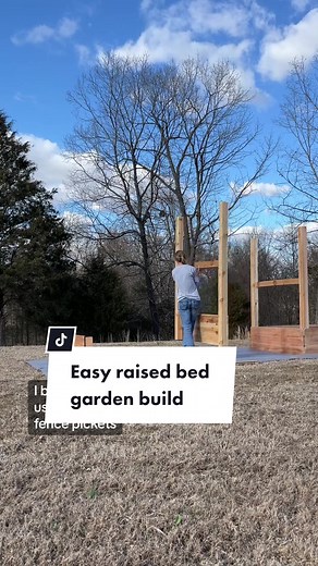It’s not too late to start your summer garden! Grab the plans to build these double raised beds and be planting before the weekend is over! Plans available on woodshopdiaries.com and link in bio. Happy building! #diygarrden #raisedgardenbed #outdoordiy #summerdiyproject #raisedbedgardening