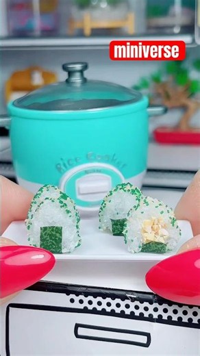 Make Miniverse Onigiri 🍙 #miniverse #makeitmini #minifood #miniature #shorts