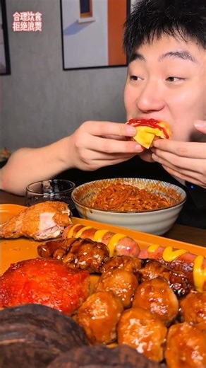 EATING HOT DOGS 🌭 CHICKEN SPICY NOODLES 🍜 #shorts #mukbang #asmr