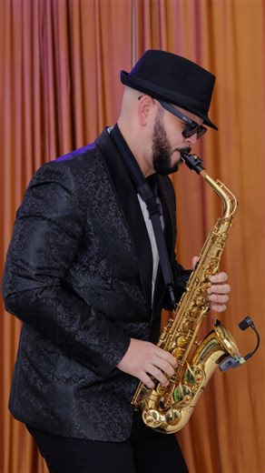 Pedro_Sax on Instagram: ""When the music takes control and you just feel it" Corporate Event - Lose Control @teddyswims 🎷 🔥✨️ DJ @djzoefreshdaking Photographer @wilthephotographer Videograph @woobens.pacius • • • #corporateevents #losecontrol #sax #orlandoevents #centralflorida"