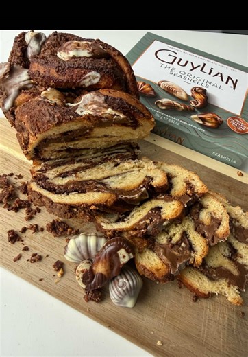 Weekend Baking: Guylian Babka Recipe Review