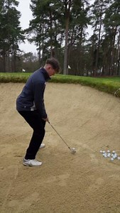 ( BUNKER BASICS ) Gaining height and spin Nailing our fundamentals is so important for hitting good shots in the short game. Without sound fundamentals, we will always be playing catch-up. Here I’m working with 1 golfer Angus who was close to hitting great bunker shots, but sometimes crept too close to the ball, making it harder for him to release the club and hit a higher-spinning shot. . RELEASE 3 SET-UP ✅Stand further from the ball with lower hands ✅ Turn the lead foot outward to approx. 10 o