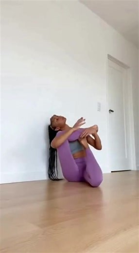 Seated Hip Opener Flow — 5-Minute Routine to Loosen Tight Hips & Improve Flexibility (No Props Needed) | Contortion Yoga flexibility