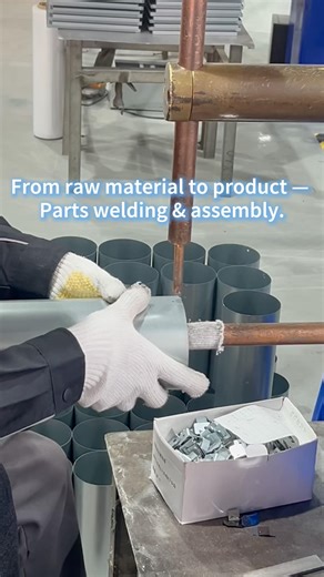 Watch how raw materials become a masterpiece—our parcel boxes are made to last! #ParcelBox