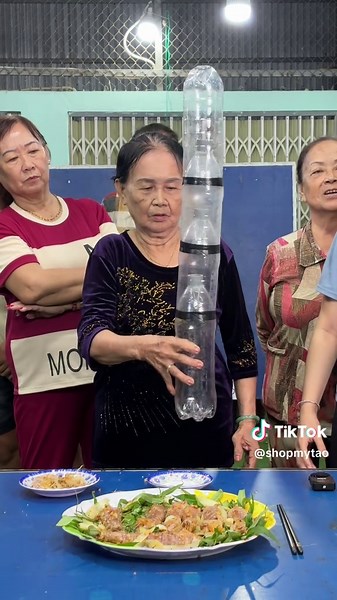 Trò Chơi Lắc Bi Ăn Tôm Tích Cháy Bơ Tỏi Vui Nhộn Hấp Dẫn