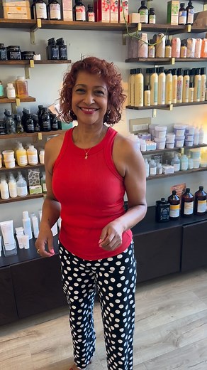 “At Be Hair Salon, I style my fine curly hair using Davines 💛 and Evo 💕 products. My curls may be fine, but with the right technique and the right products, I can achieve THIS volume 🙌✨ It’s all about trusting the process — hydration 💧, curl prep 🌿, styling 🌀, and diffusing 🔥. Fine curls CAN pop… you just have to believe in the routine and stay consistent!” #BeHairSalon #Davines #EvoHair #CurlyHairJourney #FineCurls #CurlyHairStylist #OaklandSalon #TrustTheProcess #CurlyHairCare #CurlyHai