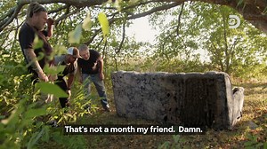 In this episode, a homeowner discovered his couch to be infested with bees, which appeared to be quite aggressive. Will Bee Czar be able to find the perfect solution to resolve this issue? Be sure to keep watching to find out! | Discovery Channel Southeast Asia