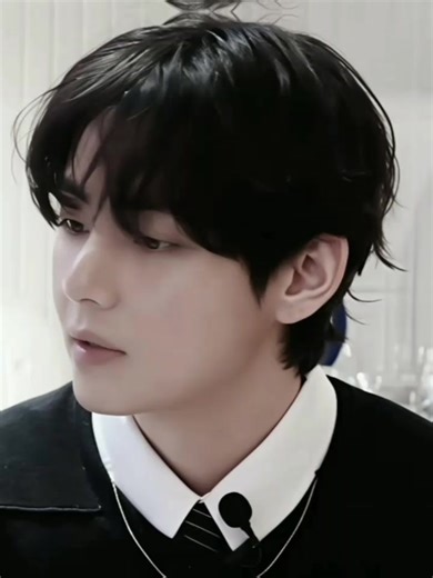 Contract Marriage মাঝে মাঝে ডিসিশন নেন সবাইকে রেখে বাপের বাড়িতে চলে যাবেন! এটাতেও ওনার বিপত্তি মর্জিনা বেগমের ডিসিশন কে তোয়াক্কা না করে Tae ঠান্ডা মাথায় হুমকি দেয় মর্জিনা বেগম চলে গেলে জামরুল সাহেবকে আরও একটা বিয়ে করাবে? আর যদি জামরুল সাহেব না করতে চায় তাহলে যেন মর্জিনা বেগমের সাথে জামরুল সাহেব ও চলে যায়। ছেলের হুমকিতে মর্জিনা বেগম ভয় না পেলেও জামরুল সাহেব পান উনি জানেন ছেলে তার এমনটাই করবে! যেটা বলবে সেটা করেই ছাড়বে। তাই তো এই বুড়ো বয়সে স্ত্রী, সন্তানের অত্যাচার সহ্য করে করে যায়। কিছুতেই পারবে 