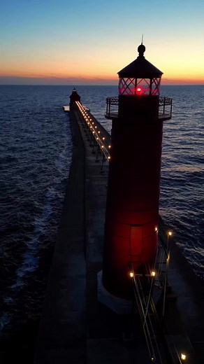 Let yourself fade away into the beauty that is Lake Michigan… #lakelife #lakemichiganbeach #michiganphotography #visitgrandhaven #puremichigan 📷 : enrique.rodriguez.jr 📍: Grand Haven, MI | Visit Grand Haven Area, MI