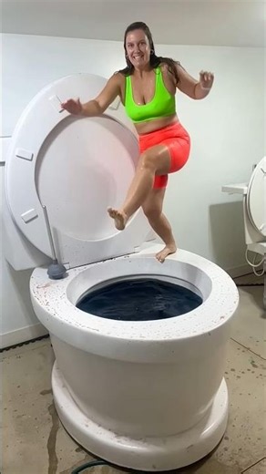 SUPER HIGH JUMP into Worlds Largest Toilet 🤘🫩 ... 9753