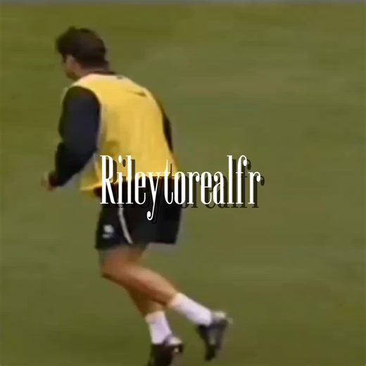 Creative Slideshow with Uplifting Music