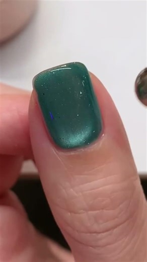 Glass Bead Cat Eye Nail Design Tutorial 💚✨