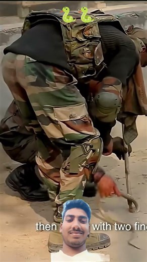 SNACKE 🐍V.S PARA.SF COMANDO 🔥😨🙈#army #navy #parasf #snakes #comand #comando #shorts 😨📉✅