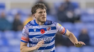 Reading crisis gets worse as club 'sell fan-favourite without telling manager'