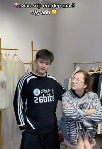 Biết là các thượng đế bận rồi cơ mà để ý đến sốp em tí nhé ah k vợ em bùn lắm 🥹 ( inta Anglow.bykhanhan ) @Bitu Family store #leebitu #bitufamily