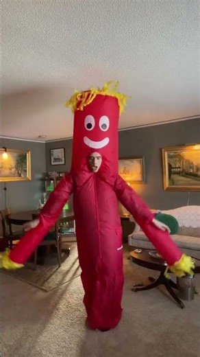 Guy transforms into a wacky inflatable tube man 🕺😂