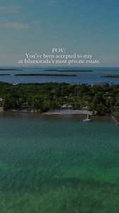 Mar-Key Islamorada is a rare, full-estate retreat where generations gather and days unfold unhurried. Historic architecture, modern luxury, and complete privacy — reserved for one party at a time. From sunrise coffee on the deck to barefoot dinners under the stars every detail is designed for connection, comfort, and calm. | Mar-Key Islamorada
