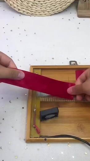 Handmade diy ribbon rose flowers #handmade #handmadegifts #flowers #gift #ribbon #rose #handmadecraft #diyproject #d | DIY Handcraft