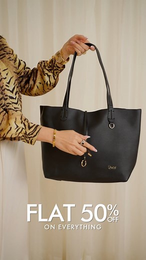 Add simple style to your look with this women’s handbag. Sleek straps, a wallet pouch, and roomy space—now at 50% OFF in the Blessed Friday Sale. Shop Online: https://bit.ly/46Y9z8U Visit Our Stores: https://unze.com.pk/pages/stores Call us: 042 111118693 Text/WhatsApp: 92 345 8963222 . . . #BlessedFriday #UnzeLondon #womensandals #Flat50Off #LiveNow #SaleAlert #FashionPakistan #ShopNow #BiggestSale #UnzeStyle #fashion | Unze London (Pakistan)