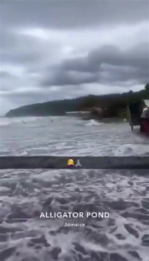 Video of the hurricane hitting Alligator Pond in Jamaica. #hurricane #viralchallenge #vetradiosyndicate #jamaica #storm #surge | Vet Radio Syndicate