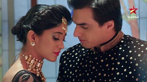 16M views · 306K reactions | Naira ke kapde dekh family hui #shock! Naira ne Kirti ke wajah se nahi pehna Kartik ka laya #dress! Aakhir kya thi asli wajah? Jaanne ke liye #dekhiye Yeh Rishta Kya Kehlata Hai! #kaira #shivangijoshi #mohsinkhan #pranalirathod #harshadchopda #abhira #rishta #indian #drama #indian #starplus #TRP #showtime #pyaar #love #romance #family #familytime #videos #famous #alltimefav #facebook #latest #MustWatch | StarPlus | Facebook