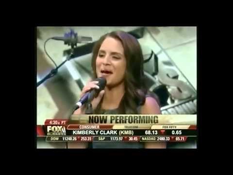 Diane Macedo - "Rolling in the Deep"