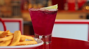 Get ready for a deal that's grill-iant! Every Tuesday, sink your teeth into a Gourmet Cheeseburger with a Bottomless Side. Perfectly paired with a House Margarita! | Red Robin Gourmet Burgers