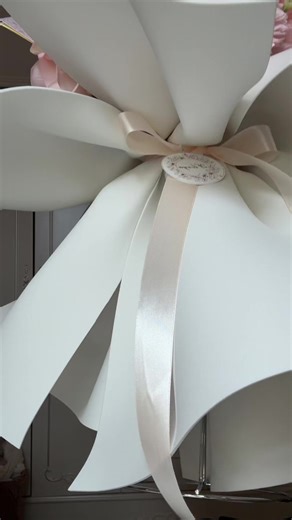 Creative Ways to Wrap Artificial Flower Bouquets