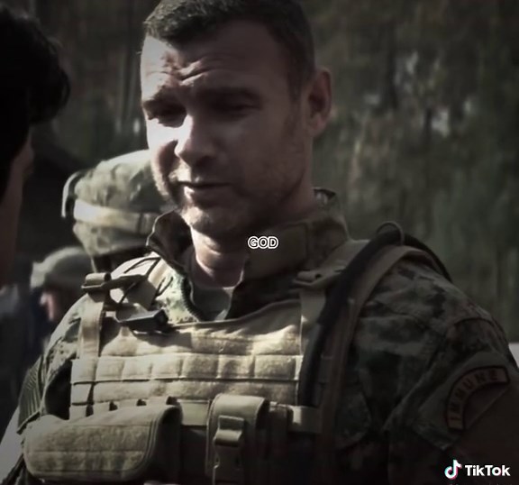 Cassie and Ben Reconnect: The 5th Wave Edit