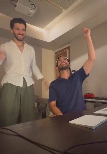 Fusión de Merenguetón y House: Un Remix Electrificante