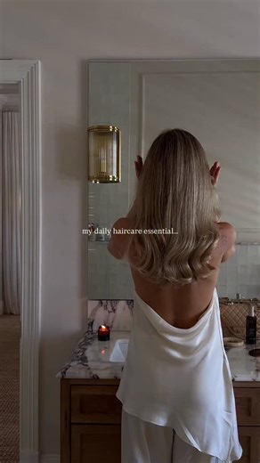 Daniela Canny on Instagram: "Slow mornings, daily routines, and products that make getting ready feel effortless. The new MOT Mist from @moroccanoil_za has become a part of my daily ritual - lightweight, smoothing, detangling, and adding just the right amount of shine. Whether I use it on damp or dry hair, it leaves everything feeling soft, polished, and instantly elevated. #ad #moroccanoilpartner #hairgoals #haircare"