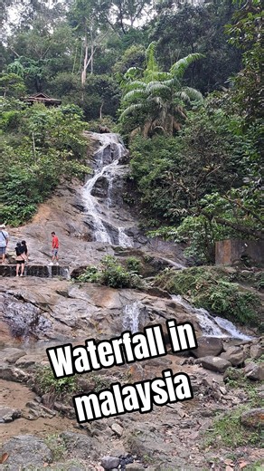 Hidden Waterfall in Malaysia 🌿 #waterfall #dreamlesstraveller