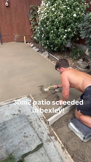 #screed #flooring #level #readymix #work #satisfying #building #extensions #build | Gibbons & Sons