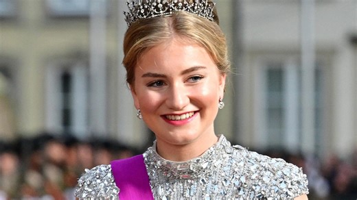 Élisabeth de Belgique a 24 ans : un nouveau portrait dévoilé, la future reine plus élégante que jamais