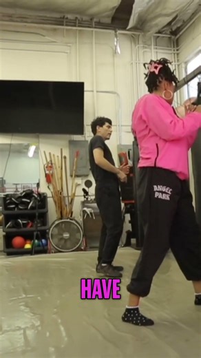 Master Muay Thai & Dutch Kickboxing: Powerful Kick Techniques #shorts