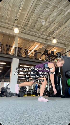Adding in a couple plyometric movements aka jumping exercises into your strength workout can increase your force and power output = more speed Practice getting off the ground quickly with plyometrics and follow @dr.lisa.dpt for more examples | Dr Lisa DPT