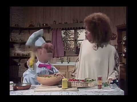The Muppet Show - 216: Cleo Laine - Swedish Chef/“You’re Just in Love” (1978)