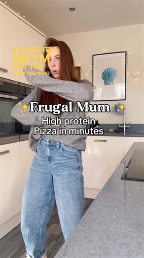 High-protein pizza in 15 mins! No kneading, no waiting, and way cheaper than takeout! 🍕💪 Try this and thank me later! #HighProtein #EasyMeals #HomemadePizza | Olivia's World