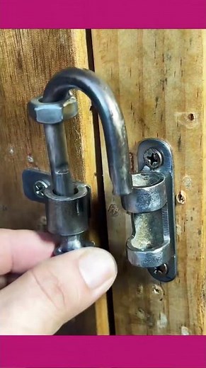 Brilliant homemade door latch project with simple materials #DIYtools #workshop #fixit #lifehack