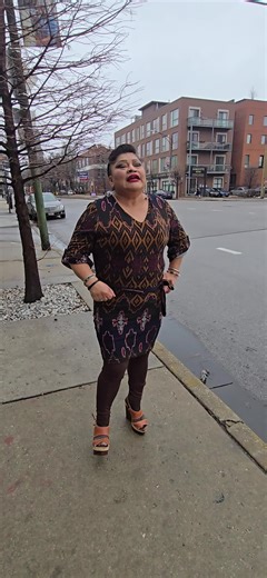 Pirulina La Internacional (@pirulina_oficial)’s videos with Debo Hacerlo - Juan Gabriel